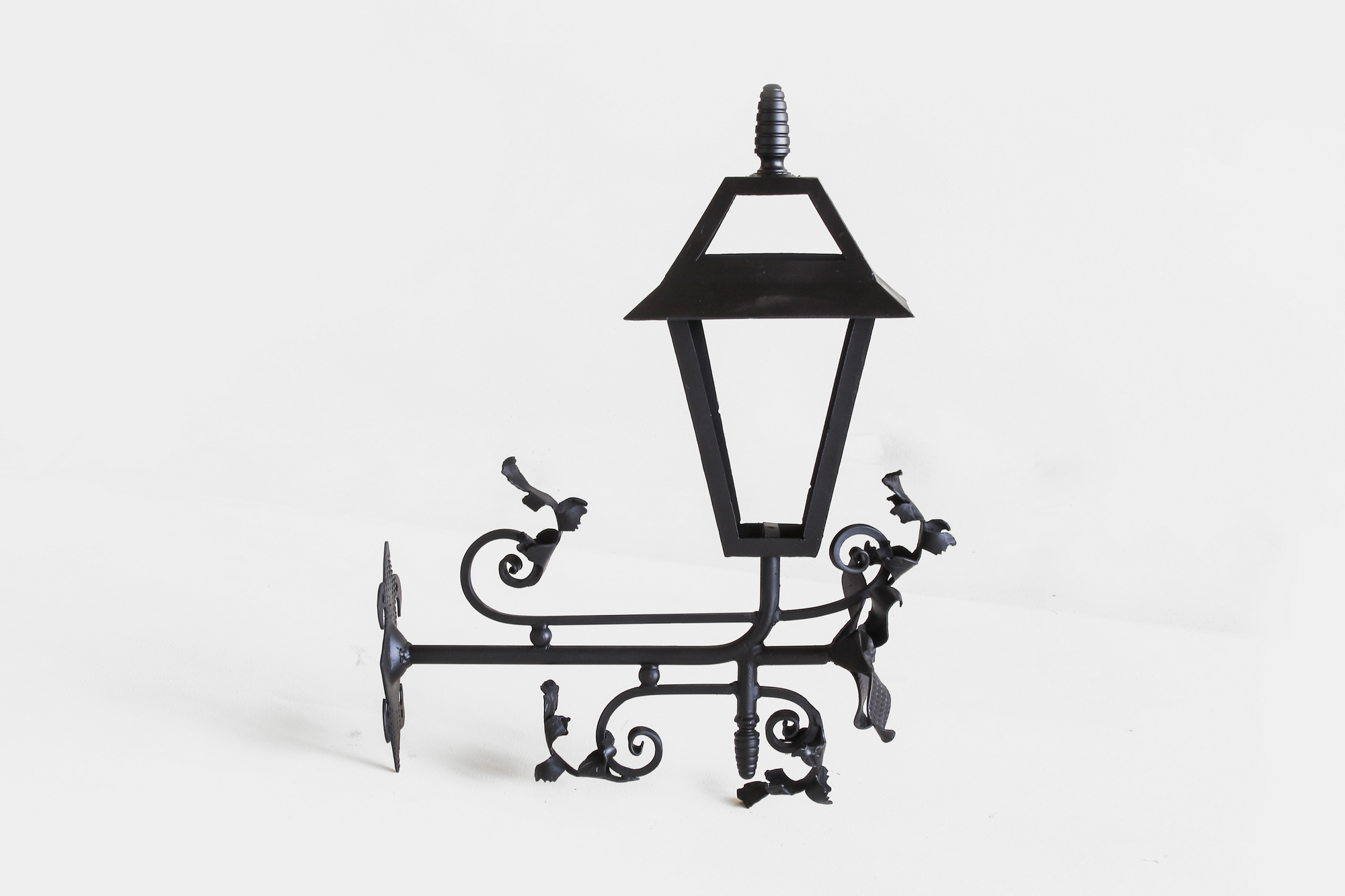 Каркас фонаря настенного 